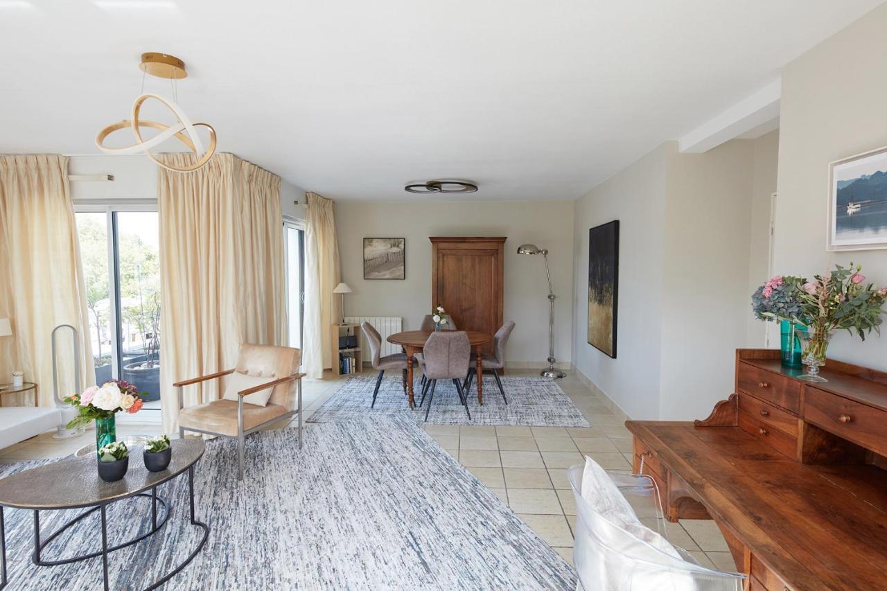 Un Appartement Penthouse D'Exception Sur Le Port De Vannes Ngoại thất bức ảnh
